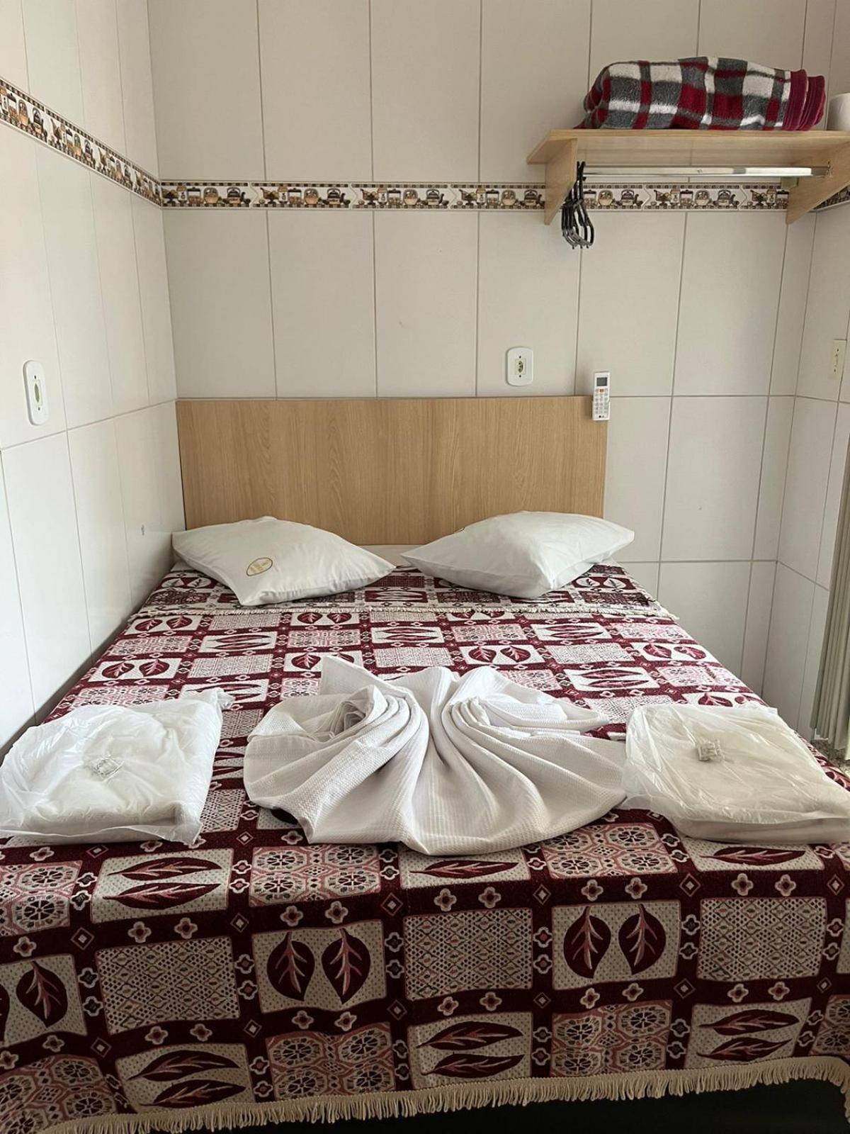 Pousada Soares Aparecida  Room photo
